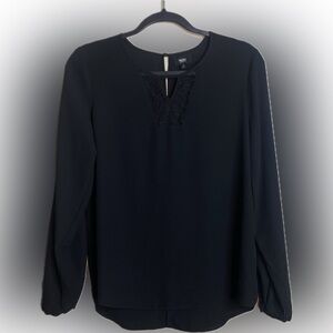 Long sleeve blouse with lace cut out